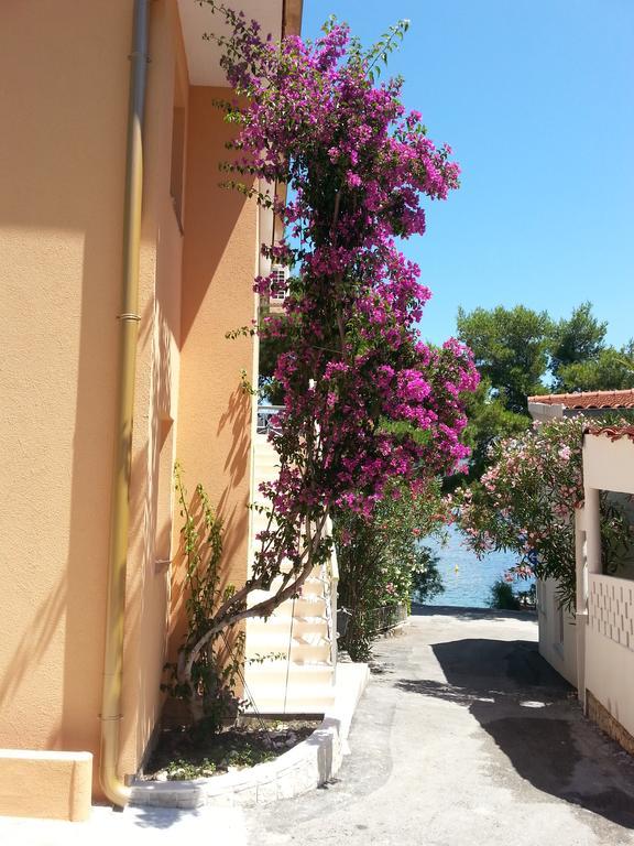 Holiday Home Milenka Rogoznica  Exterior photo